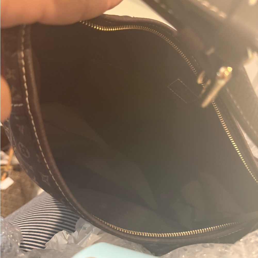 Louis Vuitton Brown Monogram Shoulder Bag - Picture 5 of 5